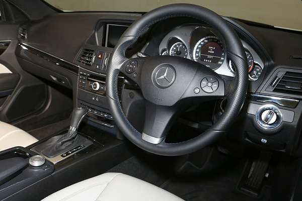 2010 Mercedes-Benz E-Class E250 CGI Elegance C207
