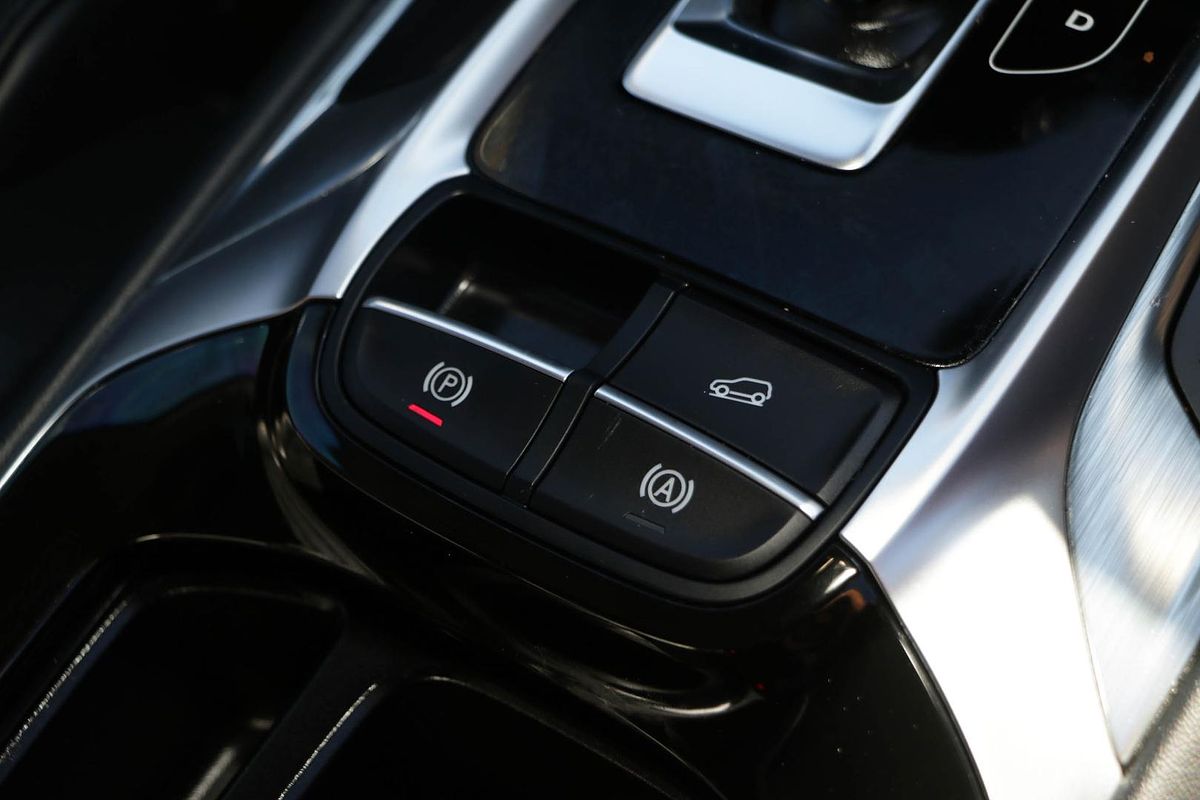 2022 MG HS Plus EV Excite SAS23