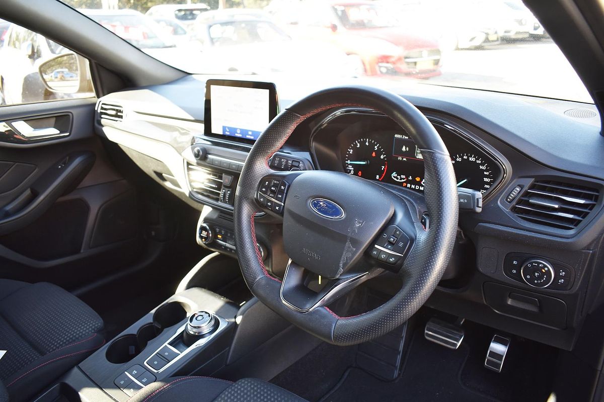 2020 Ford Focus ST-Line SA