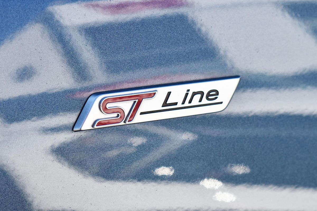 2020 Ford Focus ST-Line SA