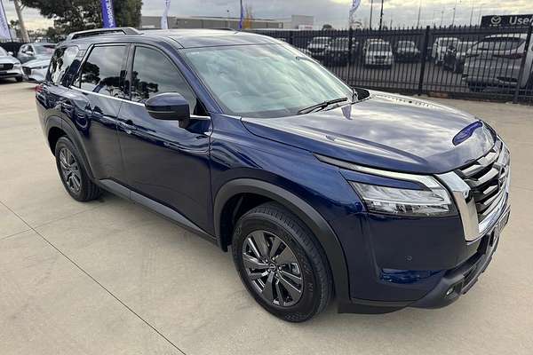 2022 Nissan Pathfinder ST-L R53