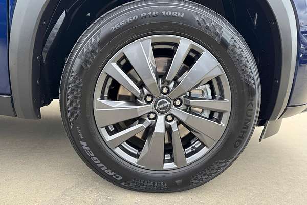 2022 Nissan Pathfinder ST-L R53