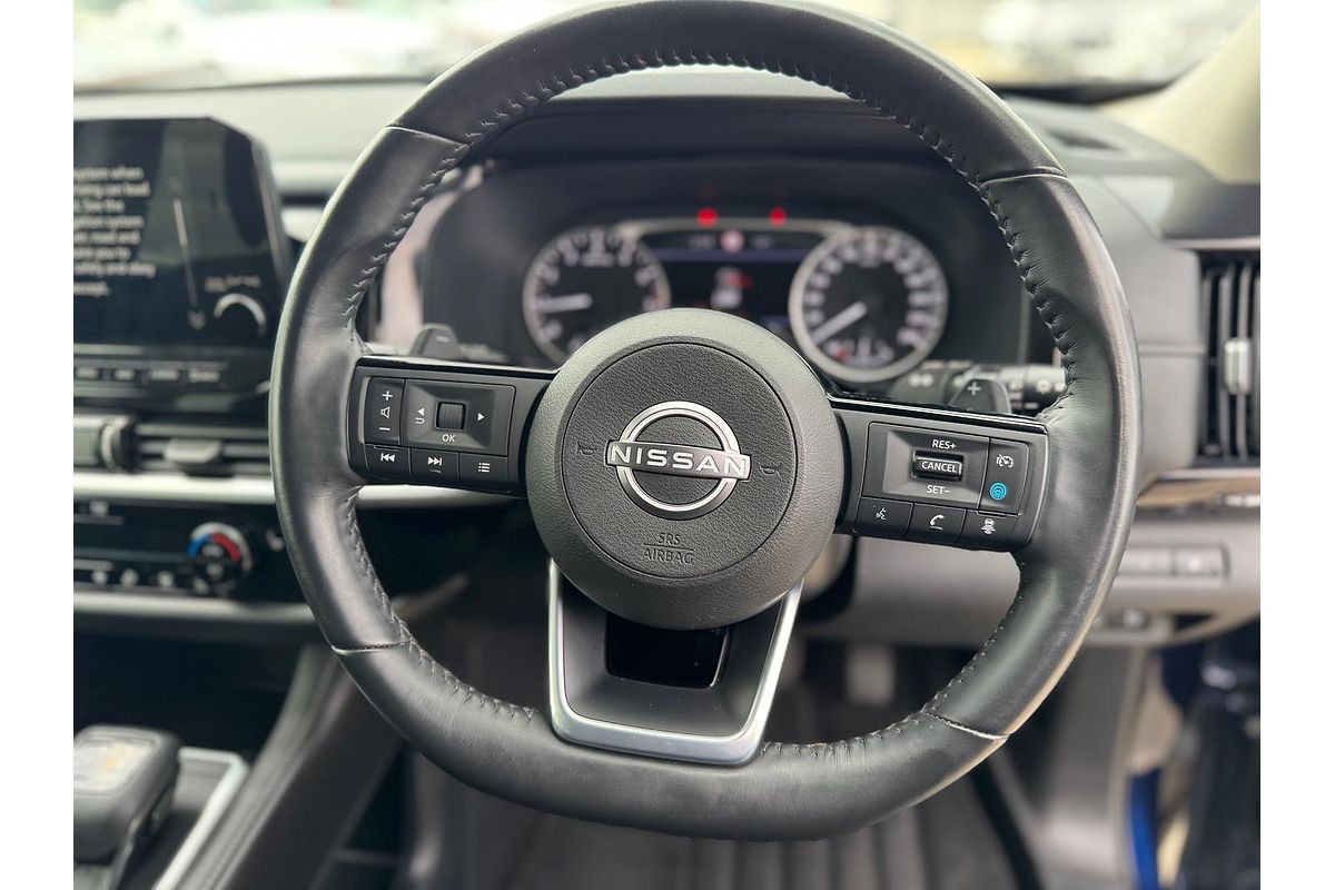 2022 Nissan Pathfinder ST-L R53