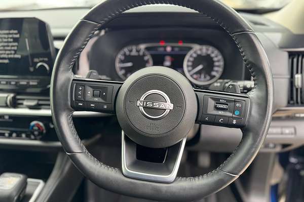 2022 Nissan Pathfinder ST-L R53
