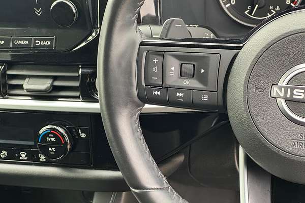 2022 Nissan Pathfinder ST-L R53