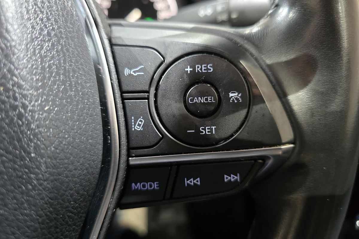 2020 Toyota Camry SL AXVH71R