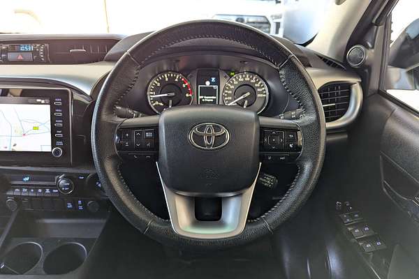 2022 Toyota Hilux SR5 GUN126R 4X4
