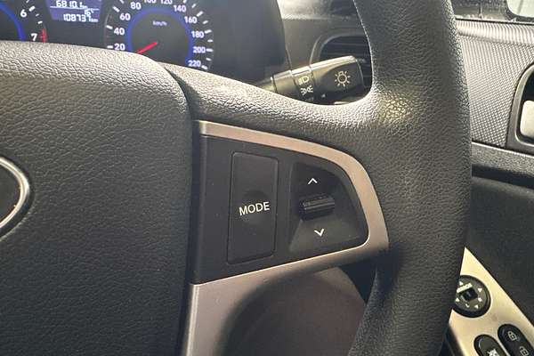 2017 Hyundai Accent Active RB4