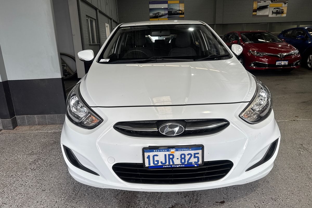 2017 Hyundai Accent Active RB4