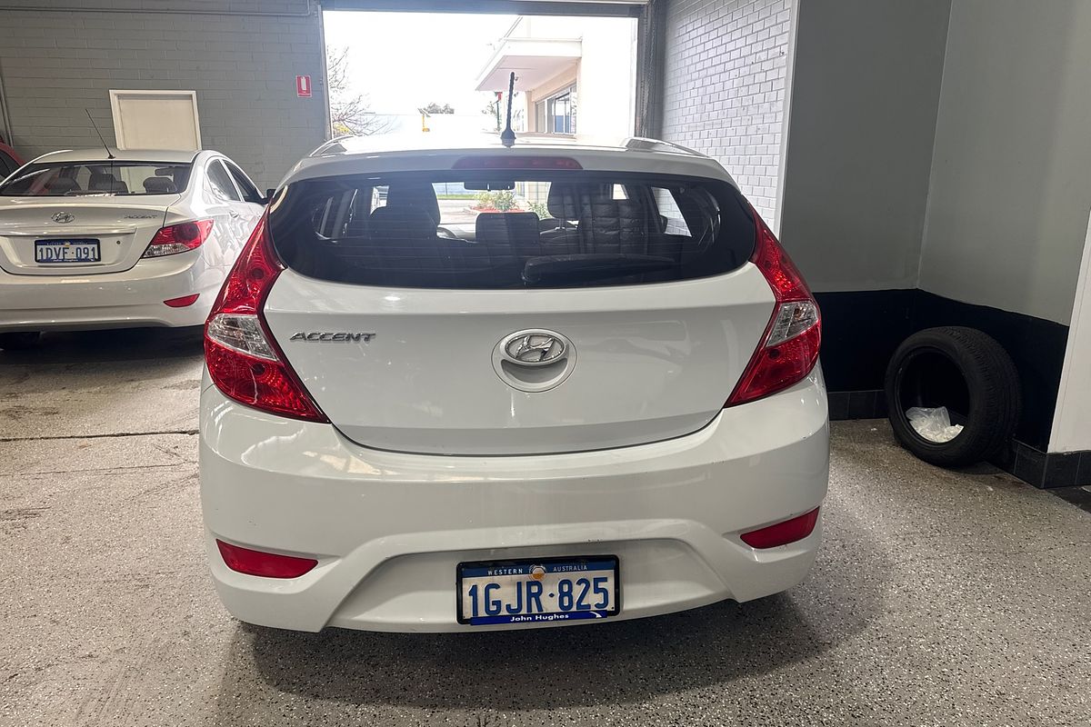 2017 Hyundai Accent Active RB4