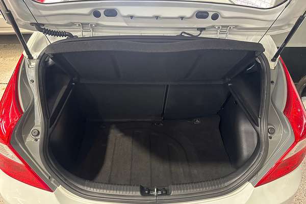 2017 Hyundai Accent Active RB4