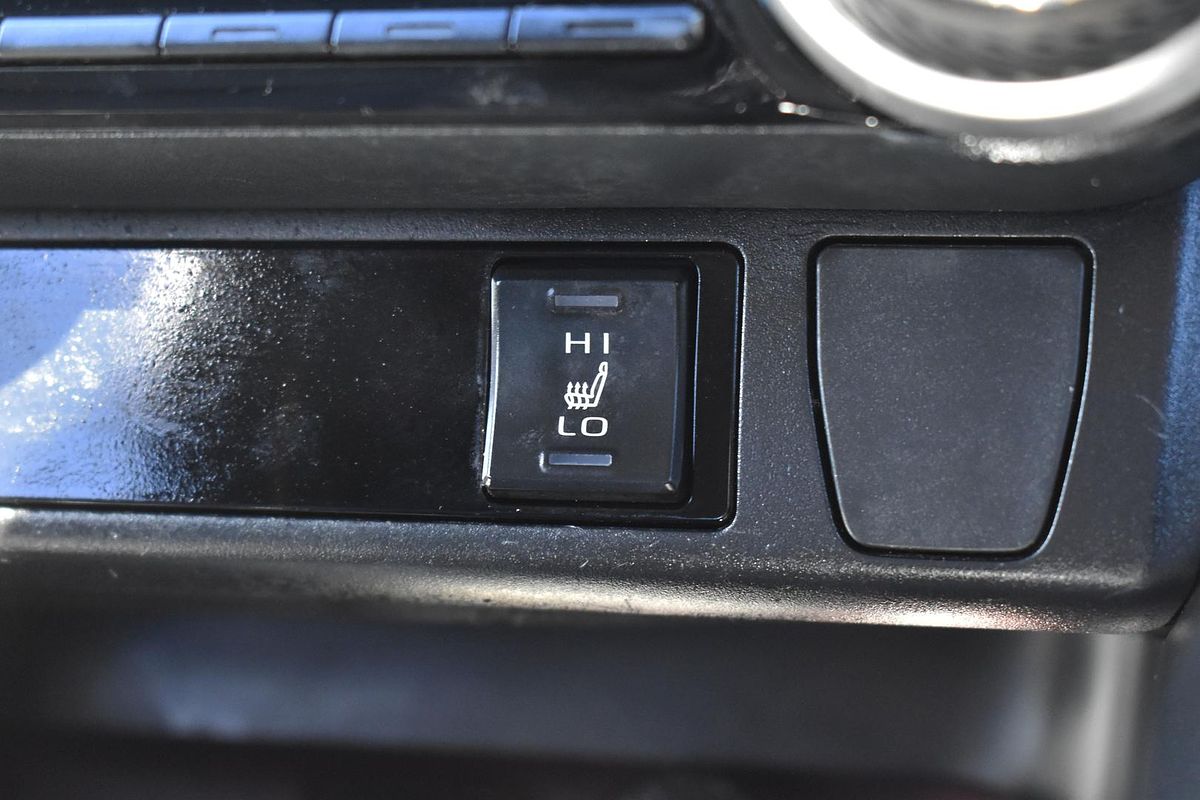 2019 Toyota RAV4 Cruiser MXAA52R
