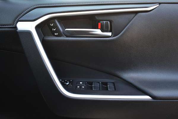 2019 Toyota RAV4 Cruiser MXAA52R
