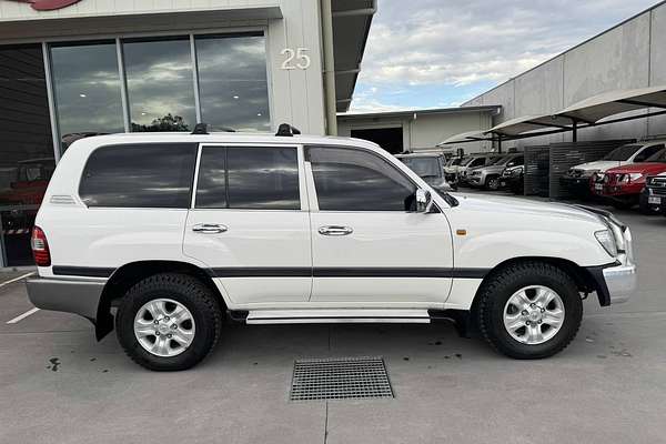 2006 Toyota Landcruiser GXL HDJ100R