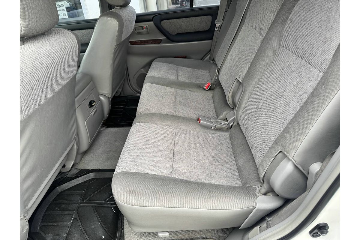 2006 Toyota Landcruiser GXL HDJ100R