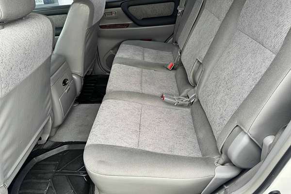 2006 Toyota Landcruiser GXL HDJ100R