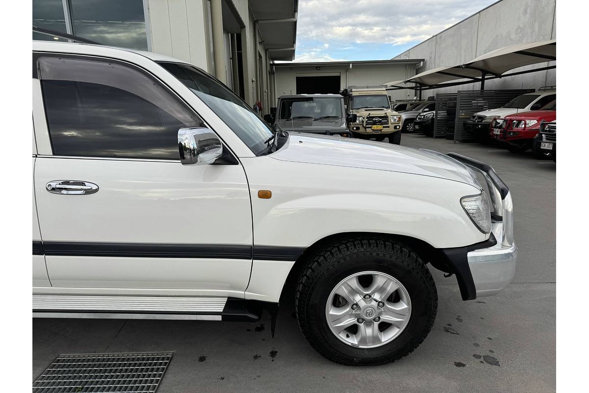 2006 Toyota Landcruiser GXL HDJ100R