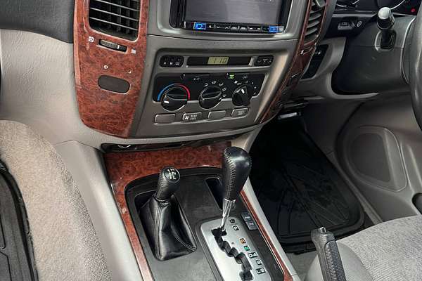 2006 Toyota Landcruiser GXL HDJ100R
