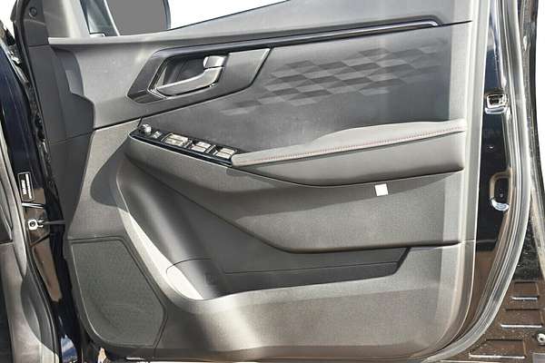 2025 Isuzu D-MAX X-TERRAIN 4X4
