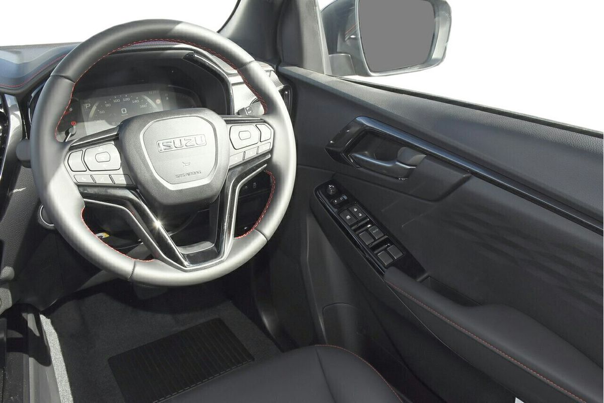 2025 Isuzu D-MAX X-TERRAIN 4X4