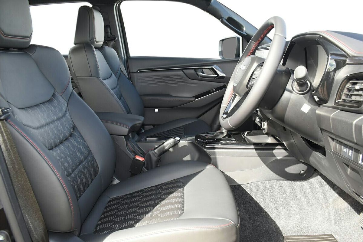 2025 Isuzu D-MAX X-TERRAIN 4X4