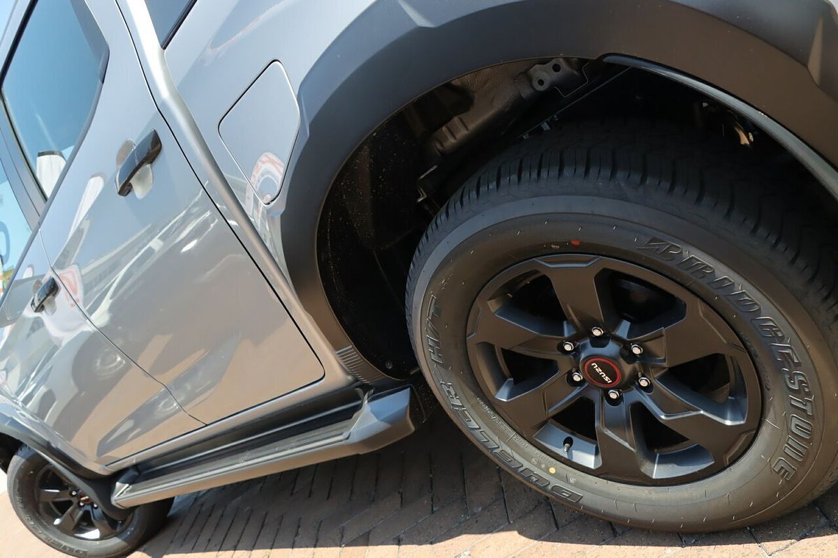 2025 Isuzu D-MAX X-TERRAIN 4X4