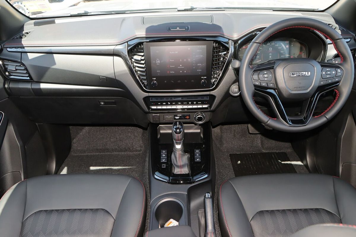 2025 Isuzu D-MAX X-TERRAIN 4X4