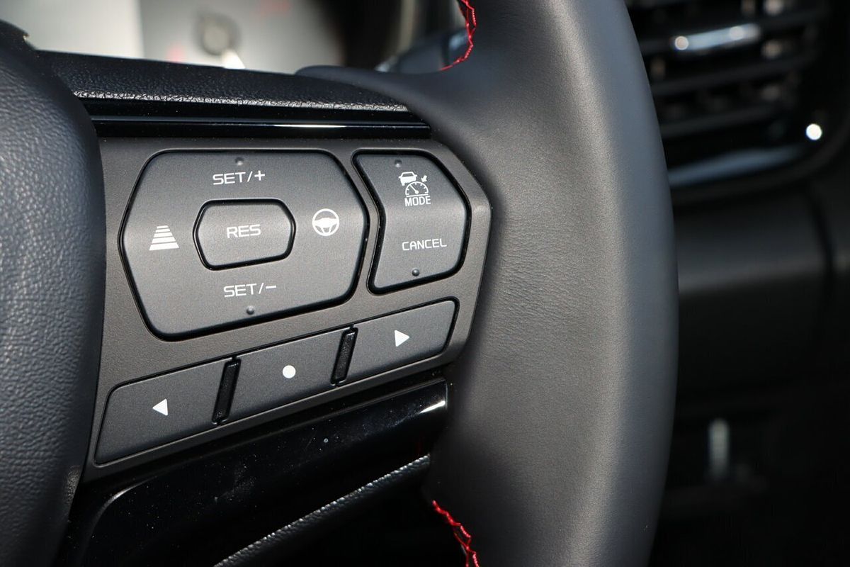 2025 Isuzu D-MAX X-TERRAIN 4X4