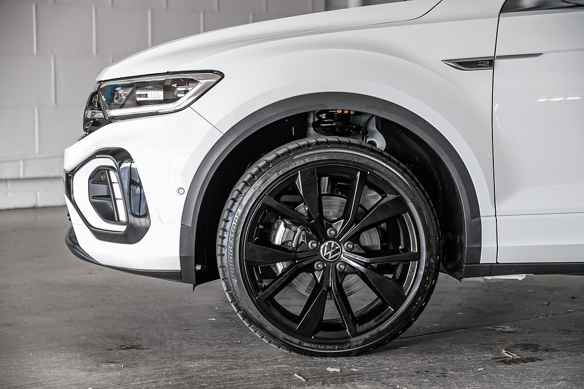 2025 Volkswagen T-Roc 140TSI R-Line D11
