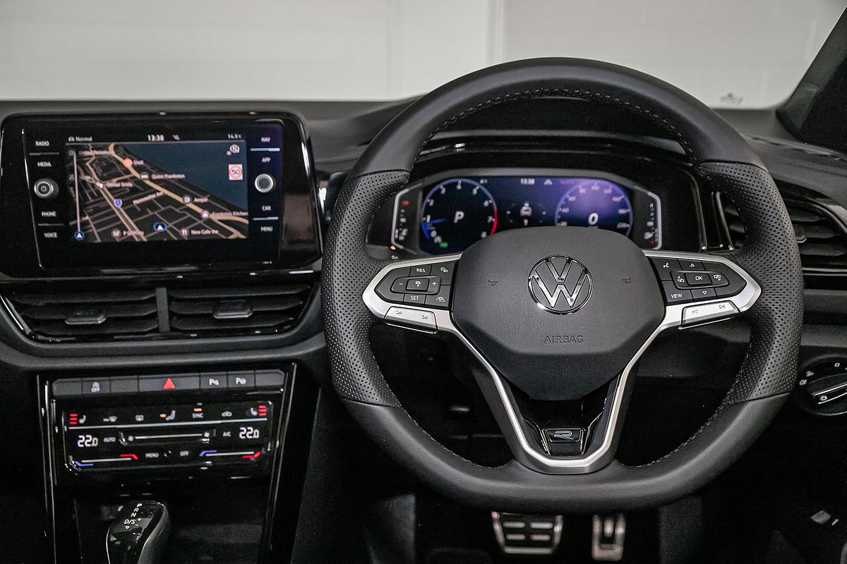 2025 Volkswagen T-Roc 140TSI R-Line D11