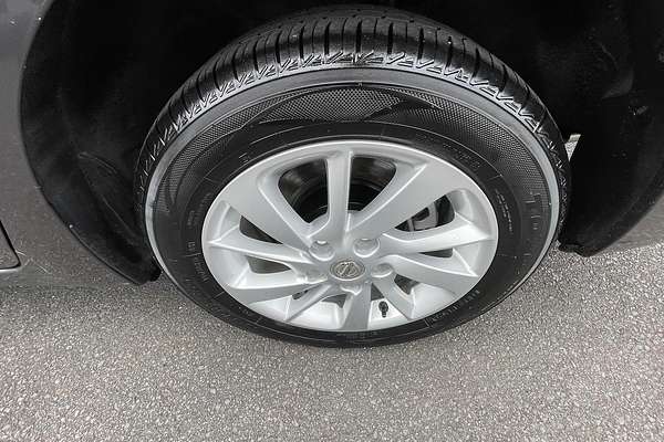 2015 Nissan Pulsar ST B17 Series 2