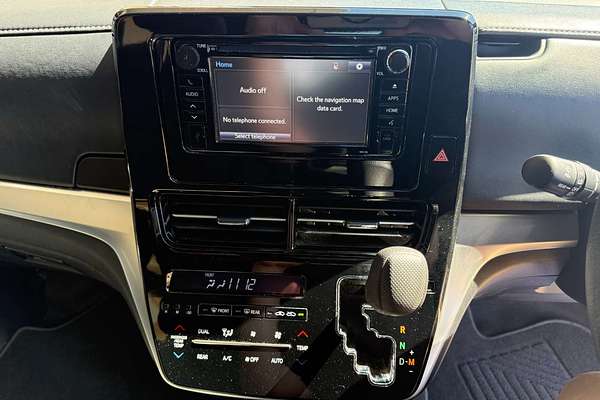 2019 Toyota Tarago GLi GSR50R