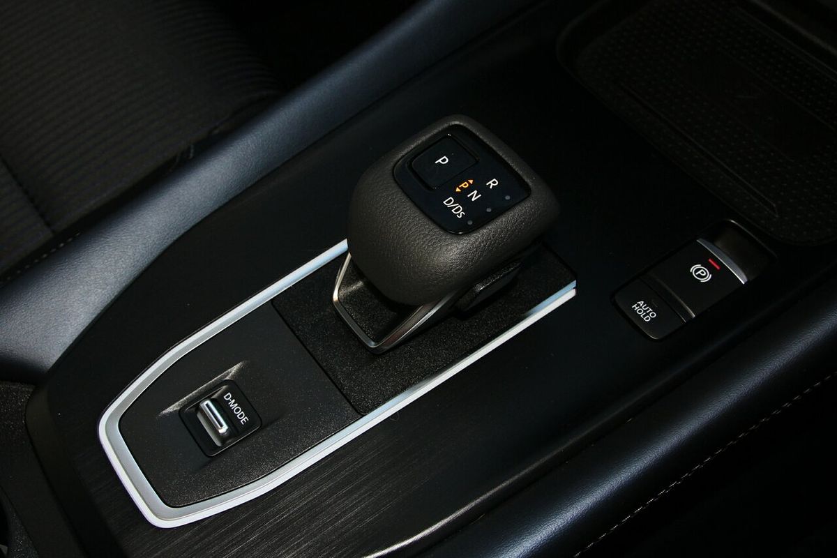 2024 Nissan QASHQAI ST-L J12