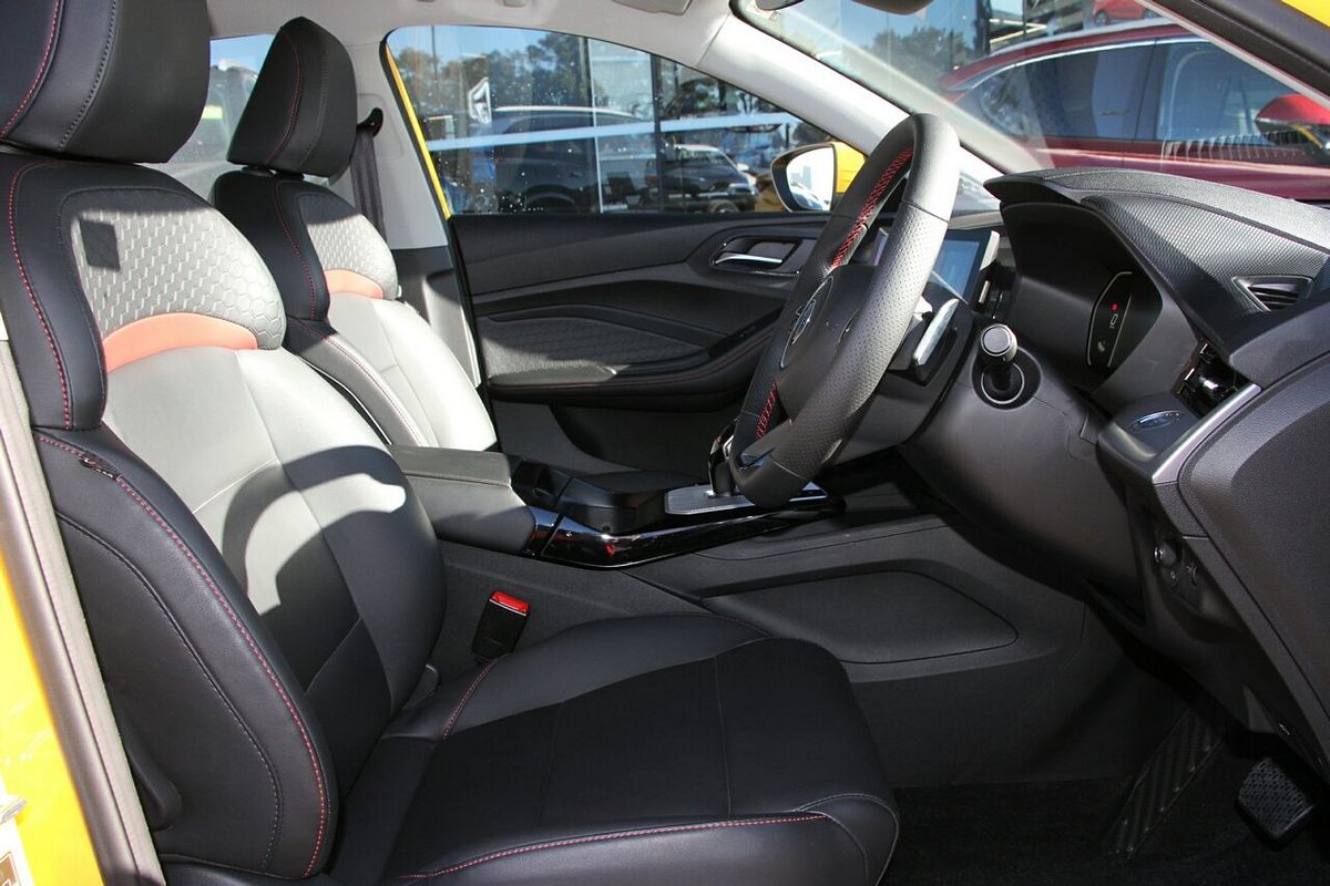 2023 MG MG5 Essence
