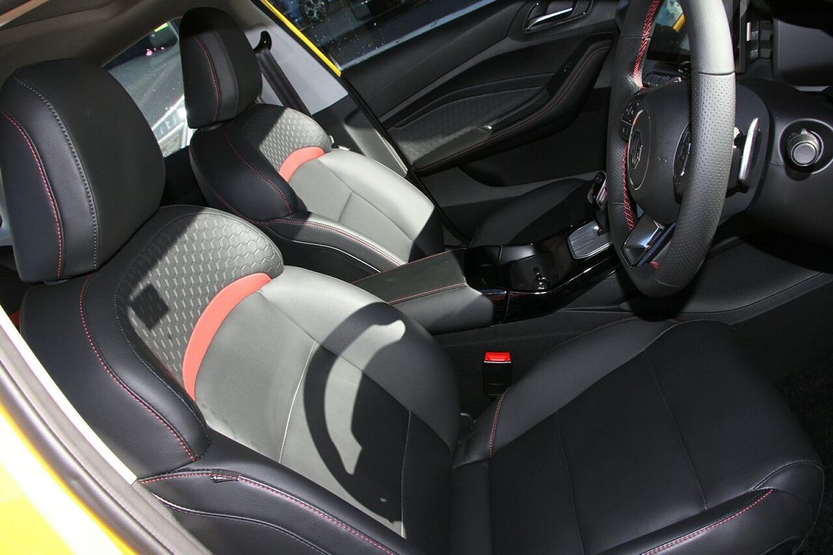 2023 MG MG5 Essence