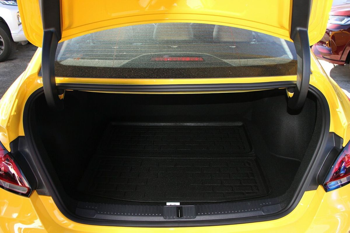 2023 MG MG5 Essence