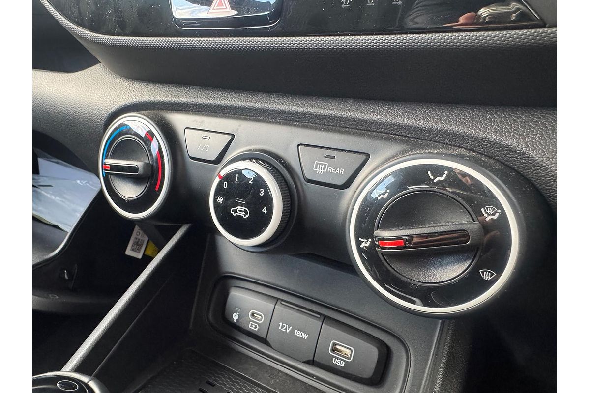 2024 Hyundai Venue Active QX.V5