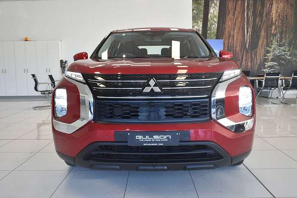 2023 Mitsubishi Outlander ES ZM