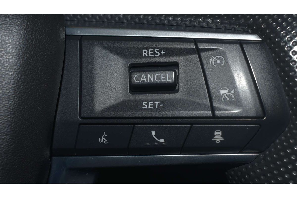 2023 Mitsubishi Outlander ES ZM