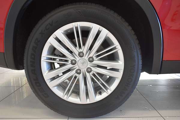 2023 Mitsubishi Outlander ES ZM