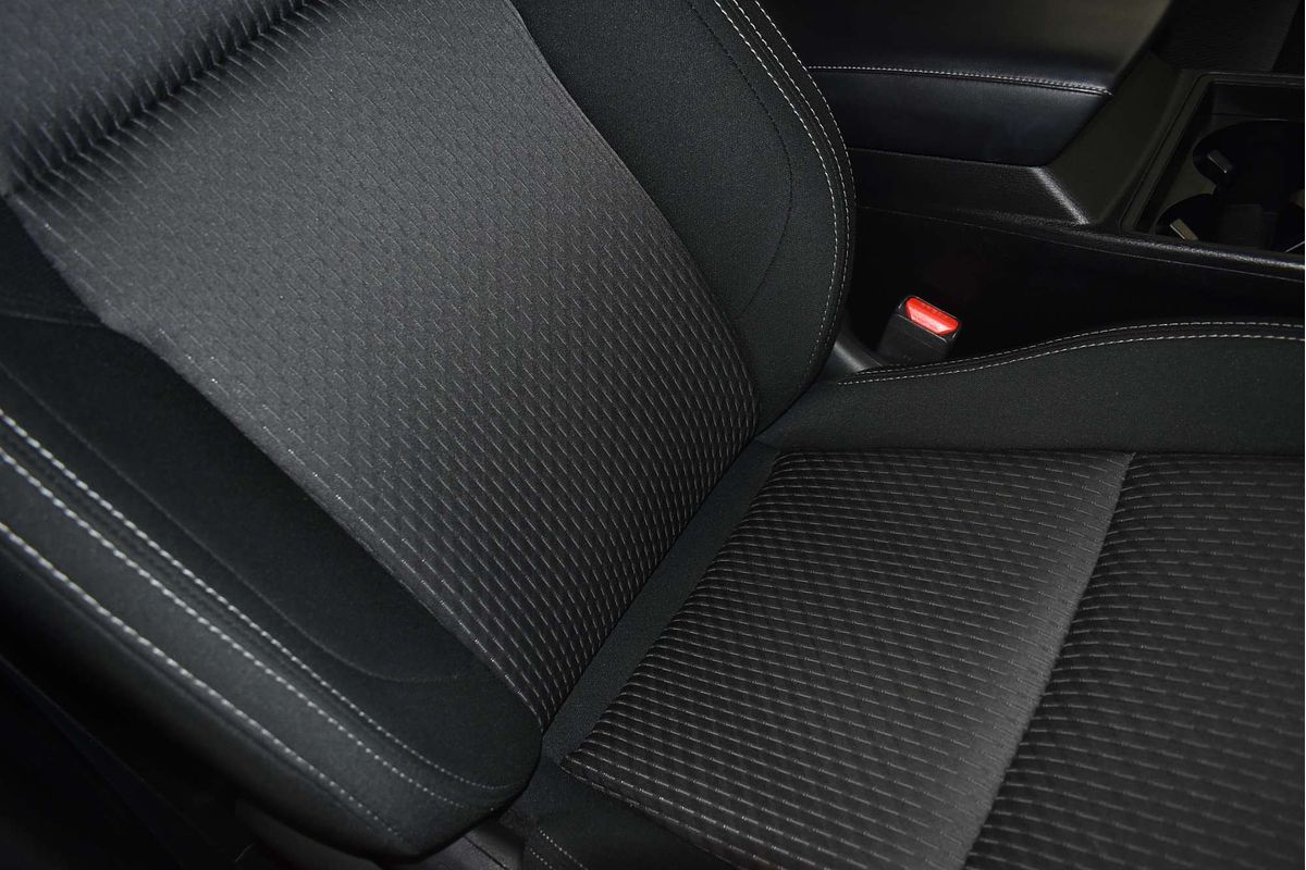 2023 Mitsubishi Outlander ES ZM
