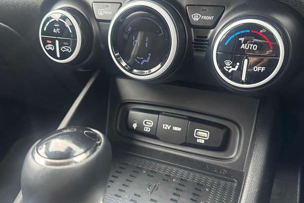 2024 Hyundai Venue Elite QX.V5