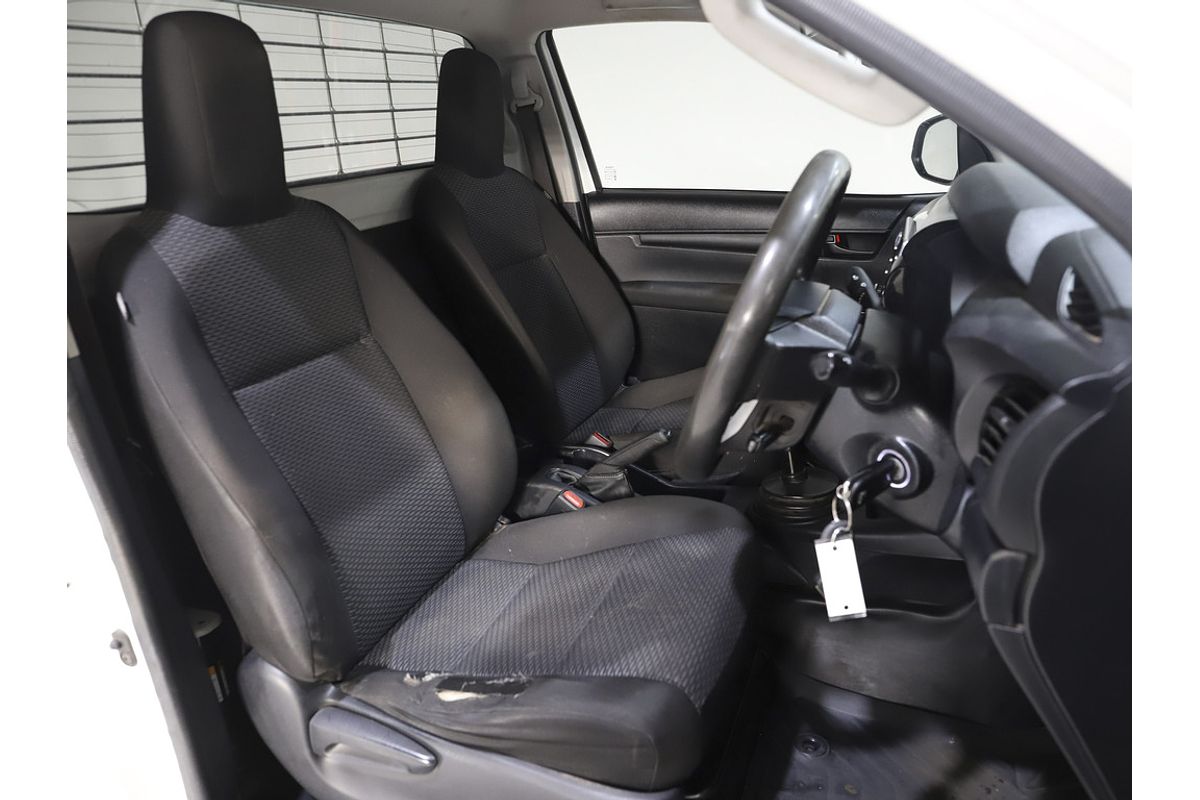 2021 Toyota Hilux Workmate GUN125R 4X4