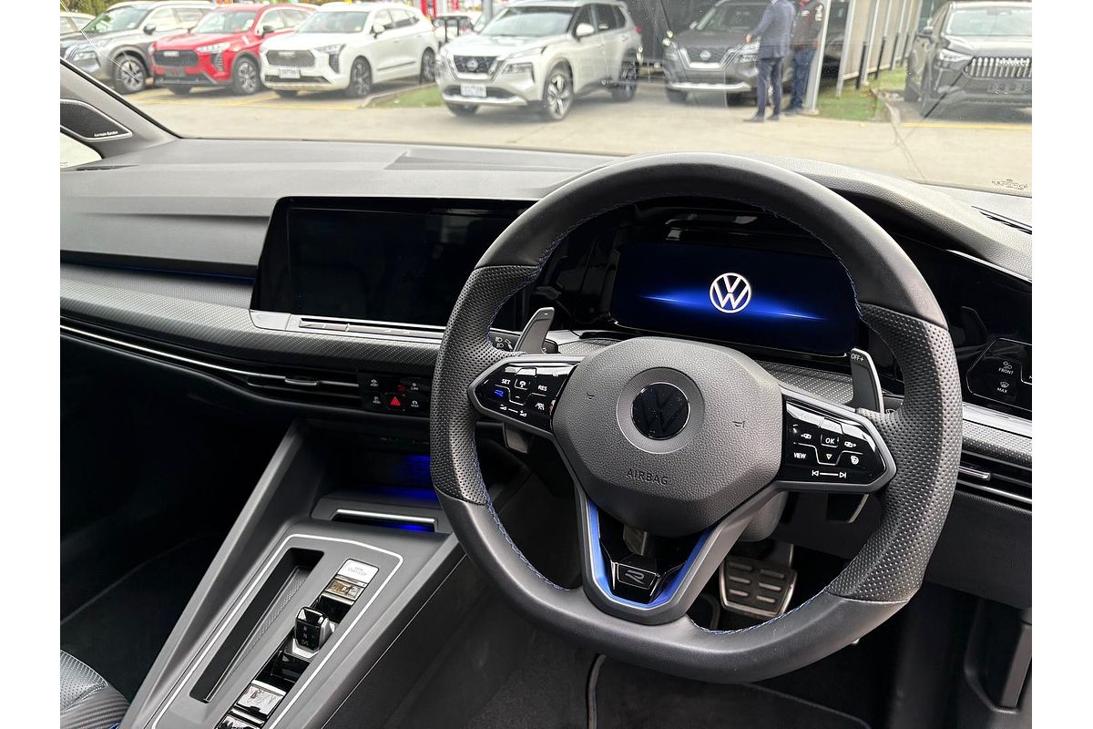 2022 Volkswagen Golf R 8