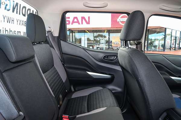 2025 Nissan Navara SL D23 4X4