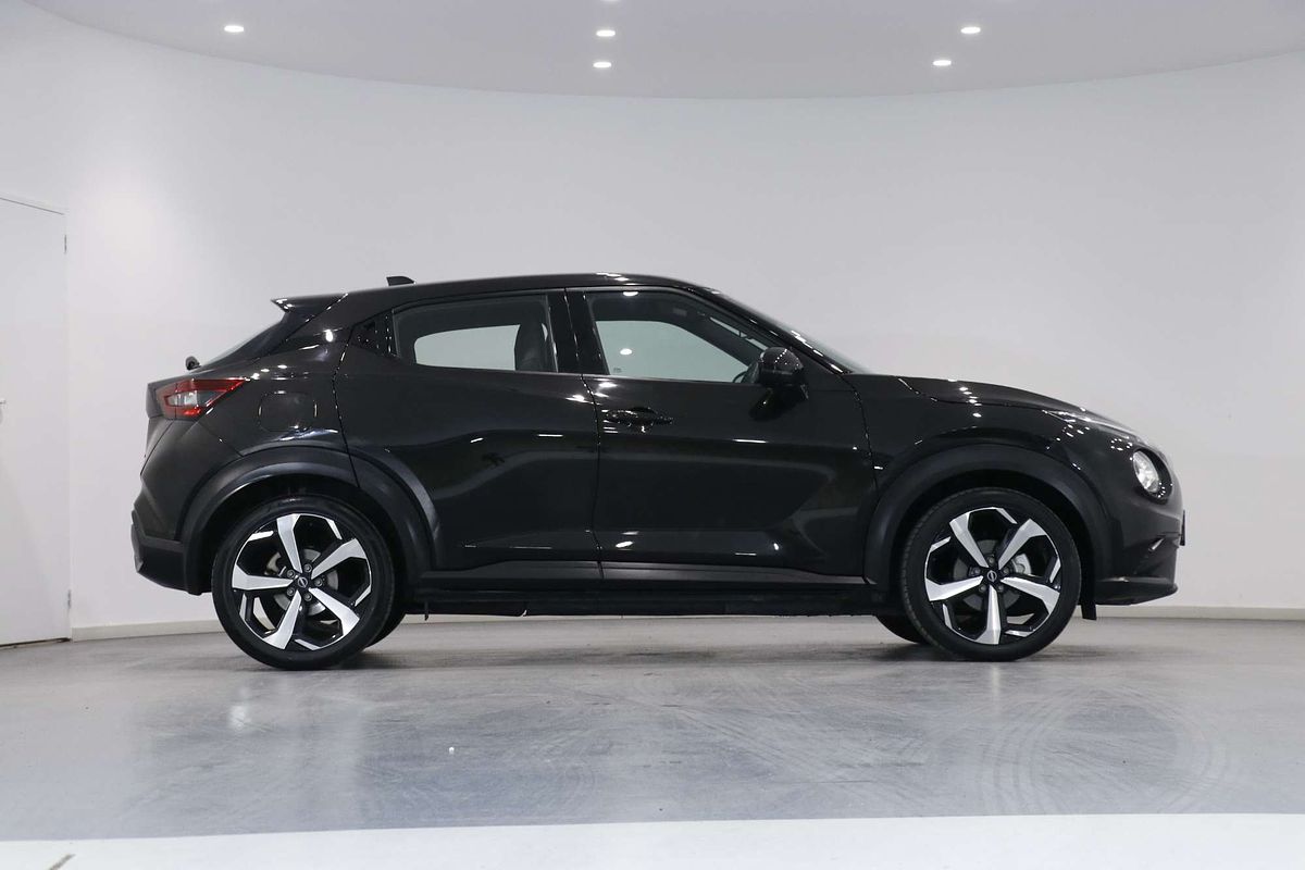 2023 Nissan JUKE ST-L F16