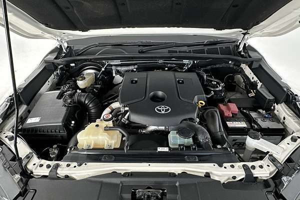 2021 Toyota Hilux SR GUN126R 4X4