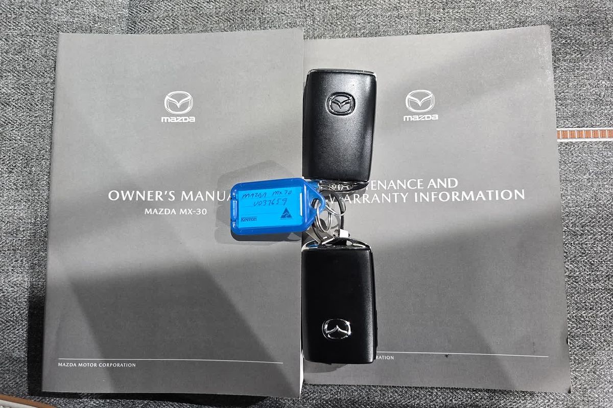 2022 Mazda MX-30 MX-30 G20E TOURING MHEV M30AAW5G