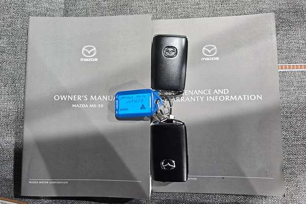 2022 Mazda MX-30 MX-30 G20E TOURING MHEV M30AAW5G