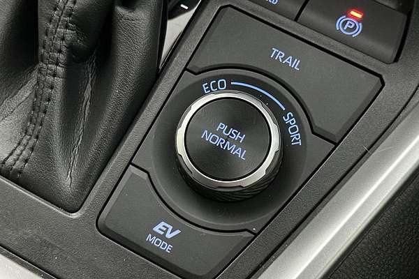 2020 Toyota RAV4 GXL AXAH54R